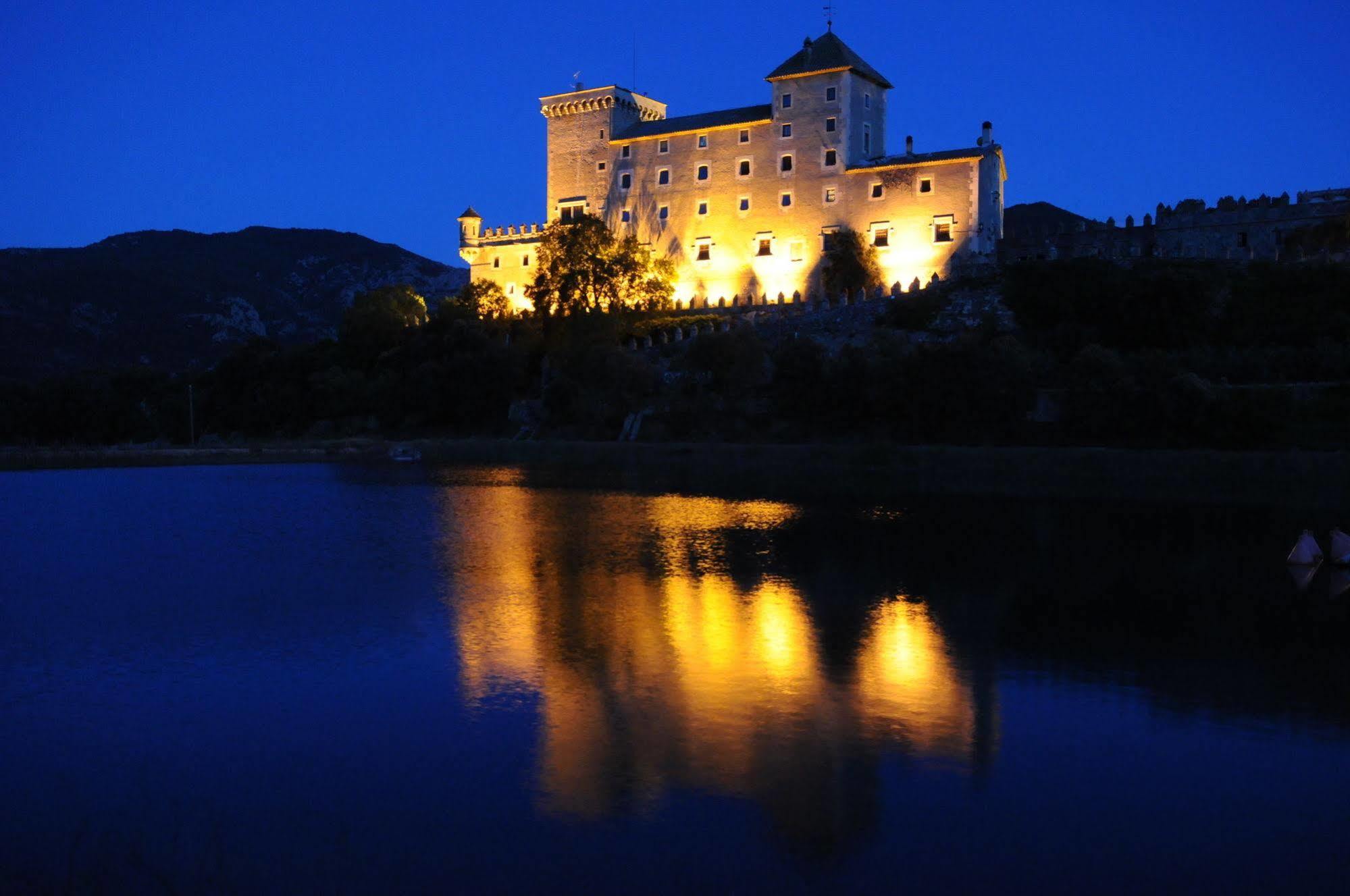 Апартаменти Castell De Riudabella Vimbodi I Poblet Екстер'єр фото